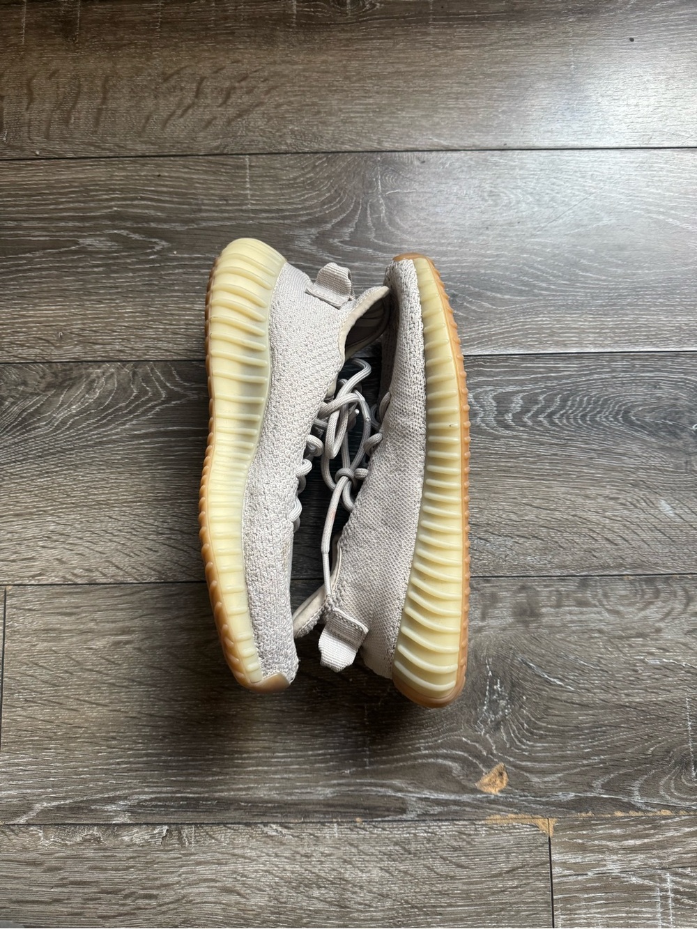 Adidas Yeezy sesame. Used once


No box